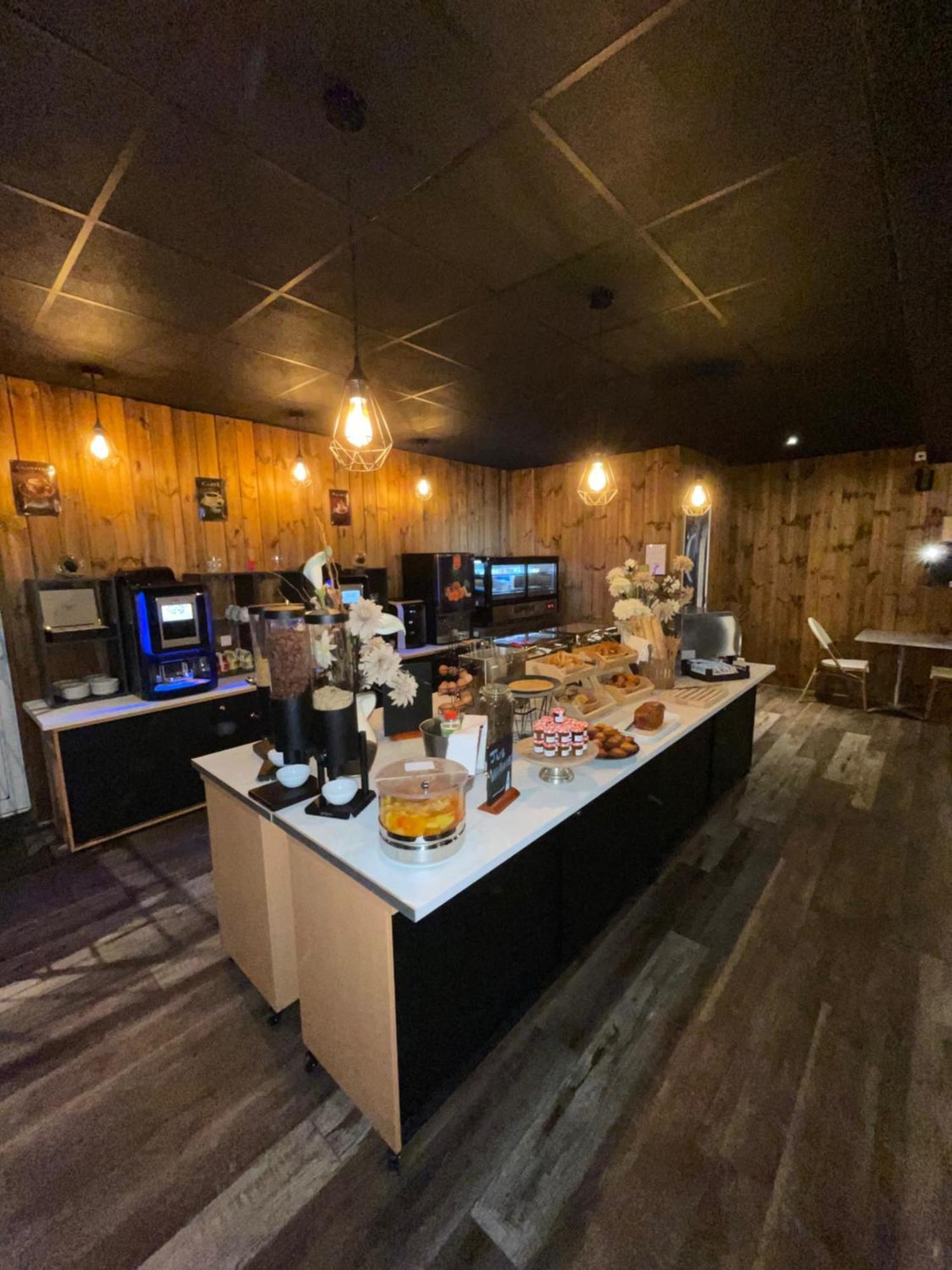 The Originals Boutique, Hotel Lakeside, Biscarrosse , Lac Parentis-en-Born Bagian luar foto