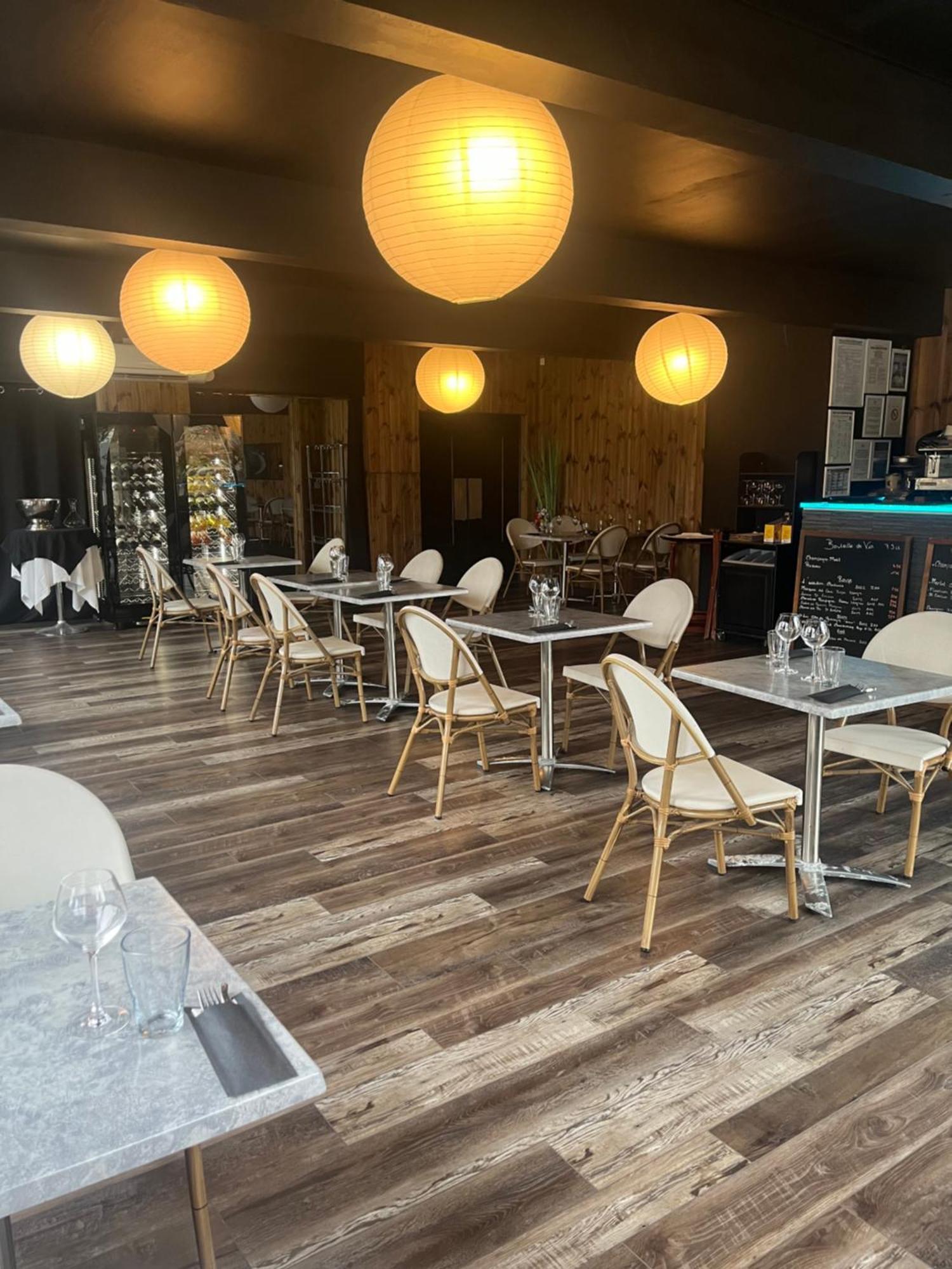 The Originals Boutique, Hotel Lakeside, Biscarrosse , Lac Parentis-en-Born Bagian luar foto