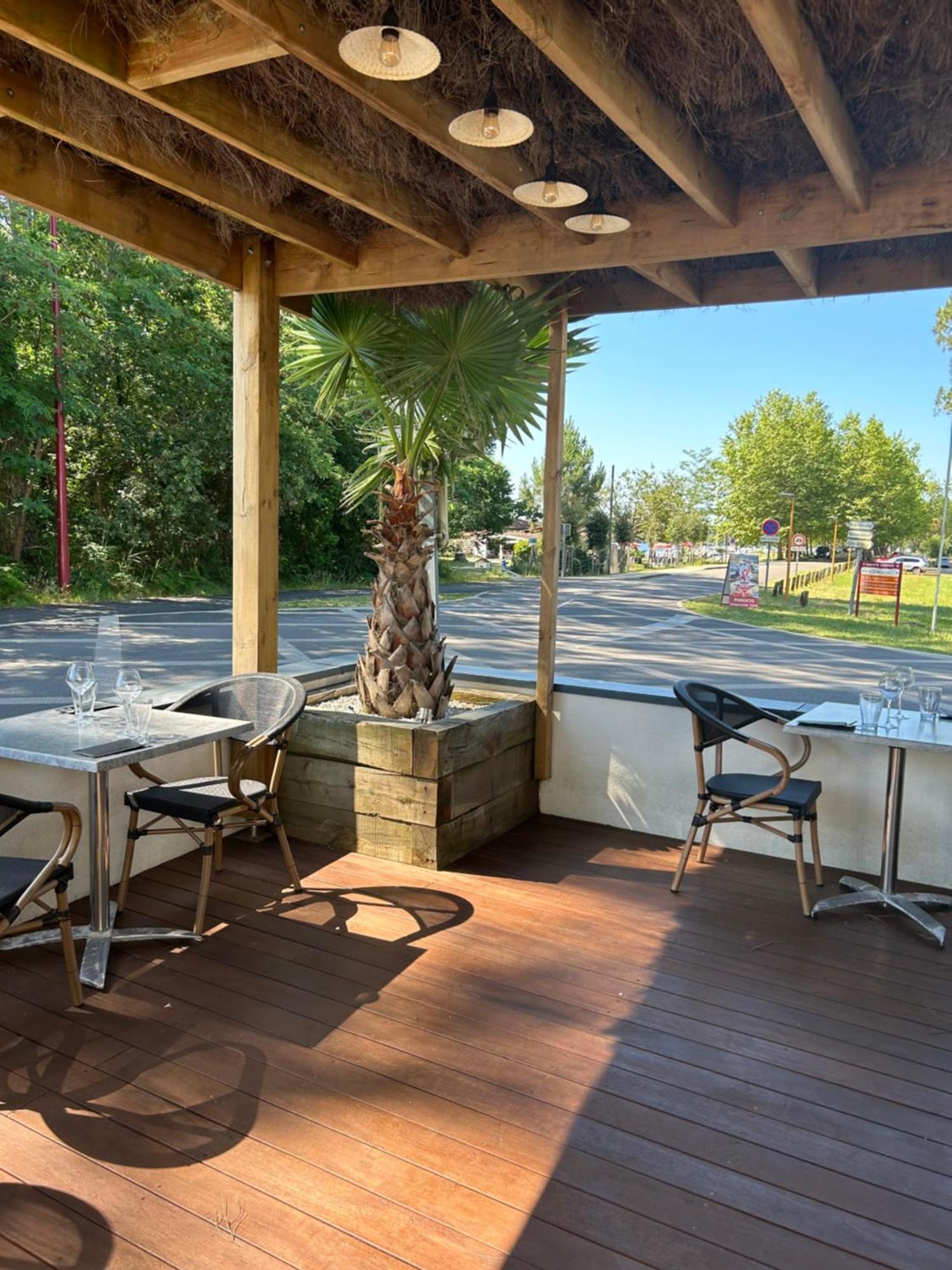 The Originals Boutique, Hotel Lakeside, Biscarrosse , Lac Parentis-en-Born Bagian luar foto