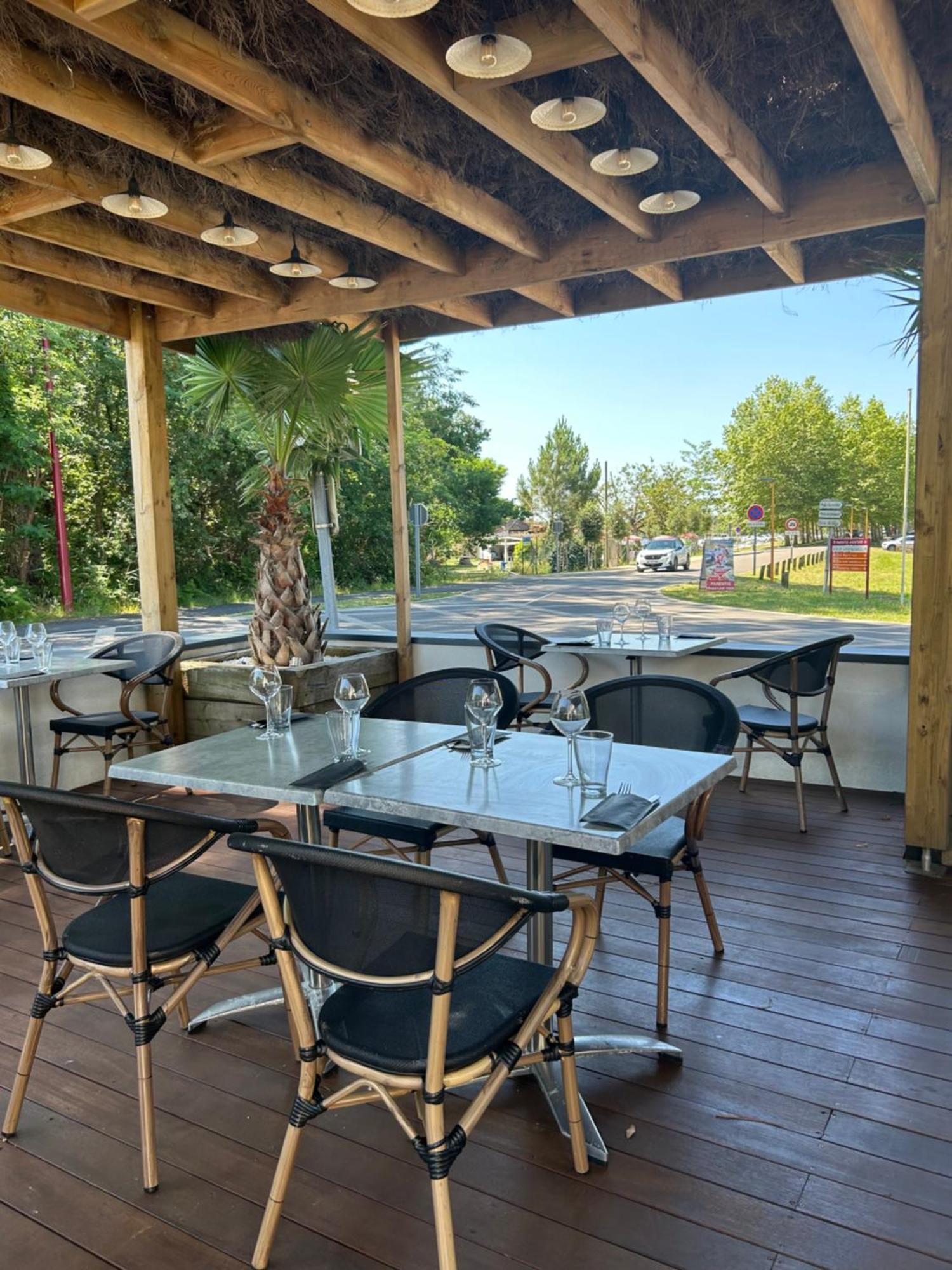 The Originals Boutique, Hotel Lakeside, Biscarrosse , Lac Parentis-en-Born Bagian luar foto